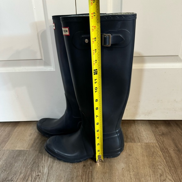 Hunter Dark Navy Blue Boots Size 8 - Picture 7 of 10